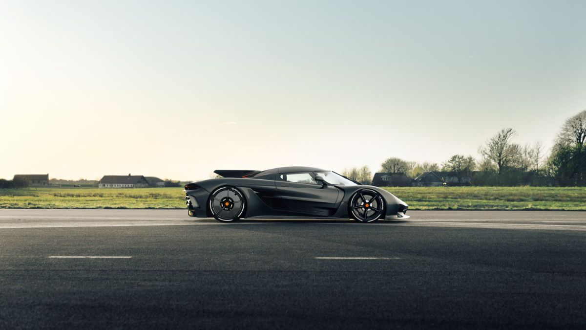 Fastest Cars In The World 2023: Bugatti Chiron To Koenigsegg ...